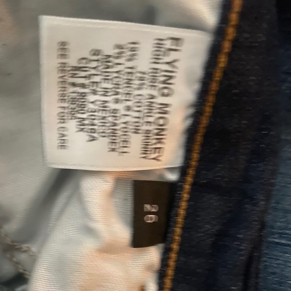Jeans - Picture 2 of 4
